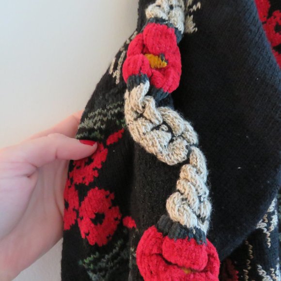VINTAGE Maureen Goldie Scotland 100% Wool Black Red Poppy Knit Cardigan - Picture 8 of 16